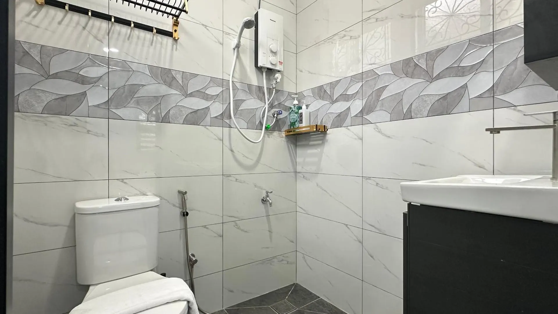 Century Sapphire - Near Ksl & Holiday Plaza Johor Bahru