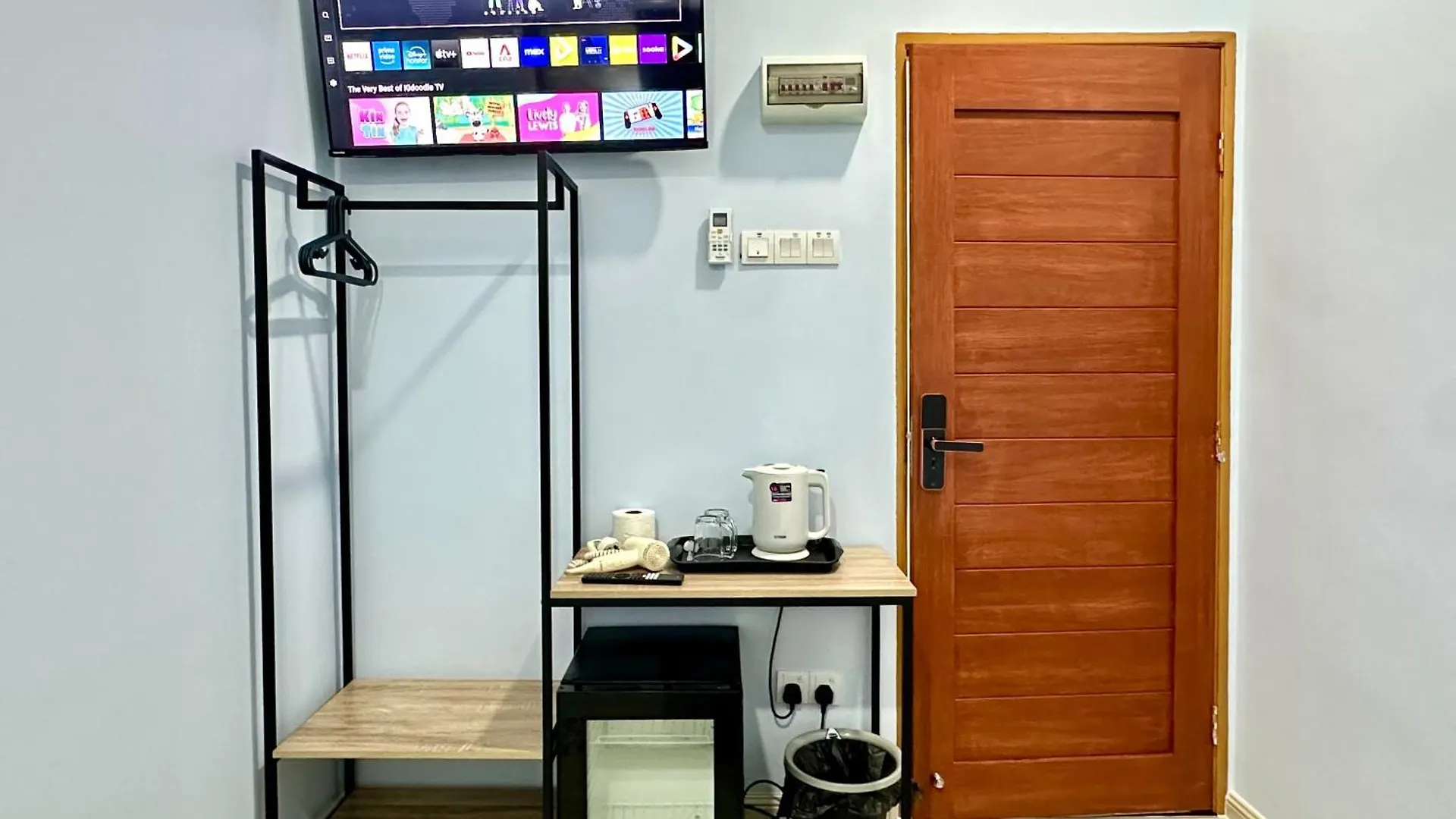 Homestay Century Sapphire - Near Ksl & Holiday Plaza Johor Bahru